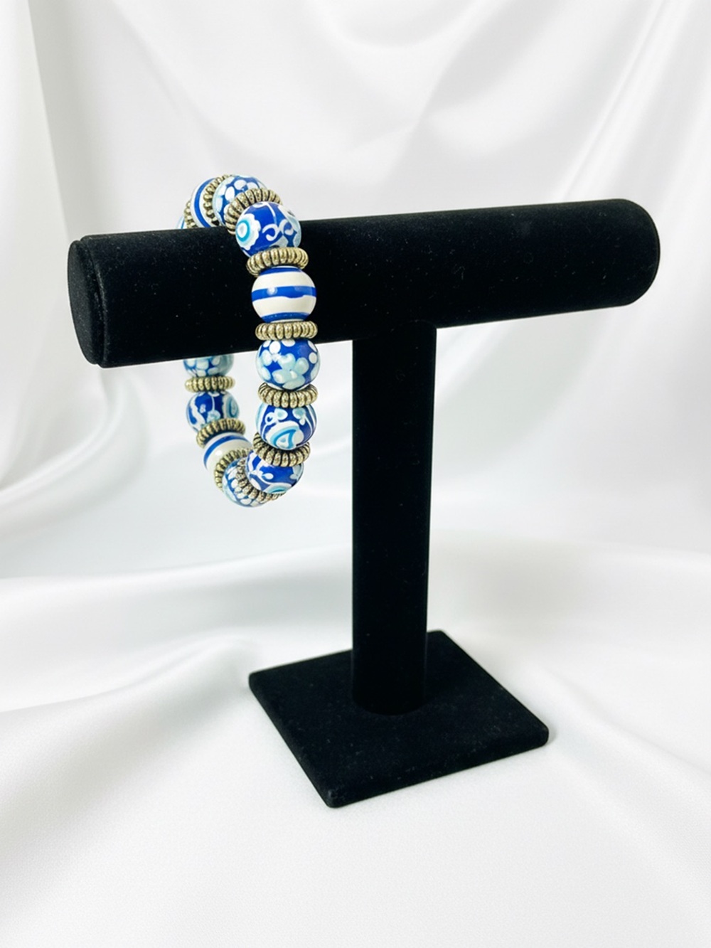 EUC Angela Moore Vintage Blue Coastal Hand-Painted Stretch Bracelet